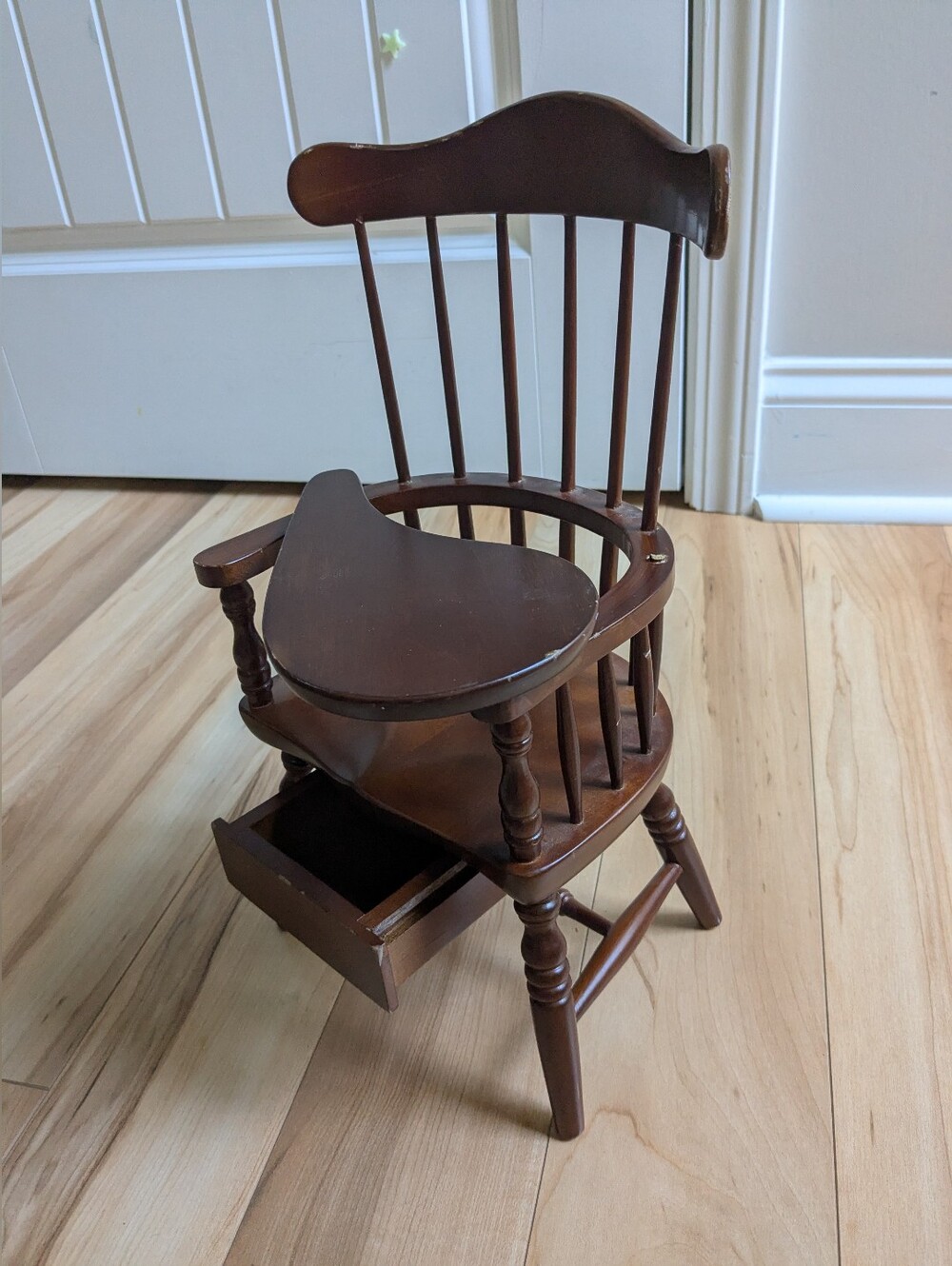 American Girl Felicity's Windsor Writing Chair Missing A Spindle